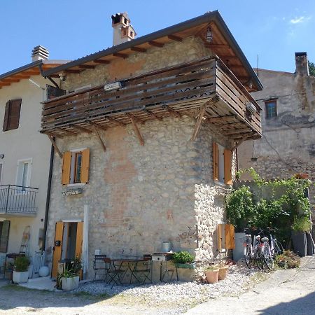 Vila Il Rustico Di Peri Exteriér fotografie